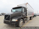 2007 VOLVO VN SERIES BOX TRUCK, HESS REPORT IN PHOTOS,431748 MILES ON OD, 5