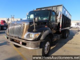 2002 INTERNATIONAL 7400 SILAGE TRUCK, 270408 MILES ON OD, 64000 GVW, DETROI