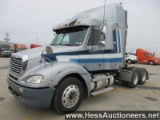 2005 FREIGHTLINER COLUMBIA T/A SLEEPER, TITLE DELAY,  685826 MILES ON OD, 6