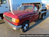 1988 FORD F350 S/A DUMP TRUCK, 47054 MILES ON OD, 11000 GVW, FORD V8 ENG, G