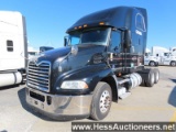2015 MACK CXU613 T/A SLEEPER, HESS REPORTS IN PHOTOS,750641 MILES ON OD, 75