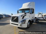 2016 VOLVO VNL64T300 T/A DAYCAB, HESS REPORTS IN PHOTOS,527624 MILES ON ODO