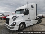 2016 VOLVO VLM T/A SLEEPER, TITLE DELAY, HESS REPORT IN PHOTOS, 705847 MILE
