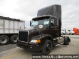 2007 VOLVO VNM S/A DAYCAB, 1192027 MILES ON OD, 32350 GVW, VOLVO VED 12 6 C