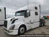 2016 VOLVO VNL T/A SLEEPER, HESS REPORT IN PHOTOS, 723335 MILES ON ODO, 723