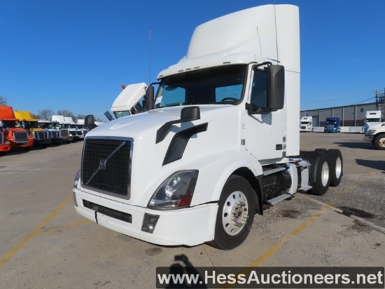2016 VOLVO VNL T/A DAYCAB, HESS REPORT IN PHOTOS, 596640 MILES ON OD, ECM 5