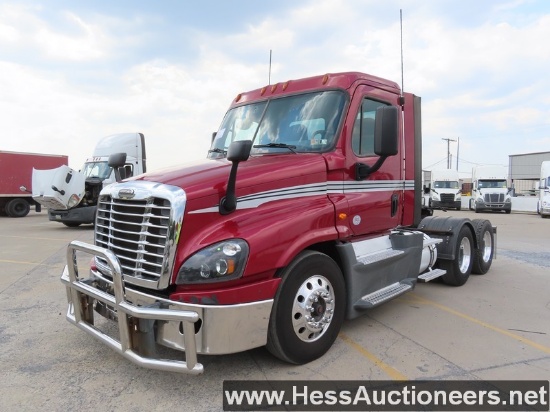 2016 FREIGHTLINER CASCADIA T/A DAYCAB, 580283 MI ON OD, ECM 95982, 52350 GV