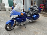 2001 HONDA GOLDWING MOTORCYCLE