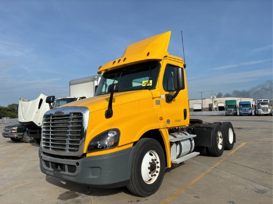 2017 FREIGHTLINER CASCADIA 125 T/A DAYCAB