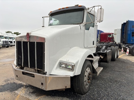 2006 KENWORTH ROLL OFF TRUCK
