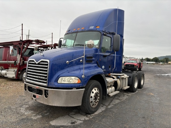 2014 MACK CXU613 T/A DAYCAB