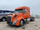 2019 VOLVO VNL670 T/A SLEEPER