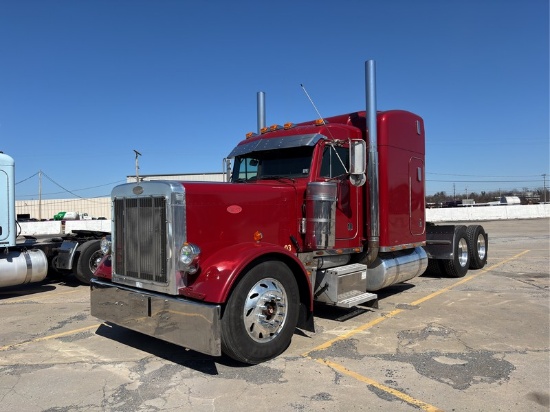 2000  PETERBILT  379 EXHD  T/A SLEEPER