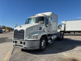 2016  MACK  CXU613  T/A SLEEPER