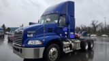2015  MACK  CXU613  T/A DAYCAB