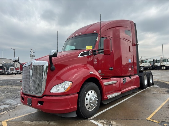 2019  KENWORTH  T680  T/A SLEEPER