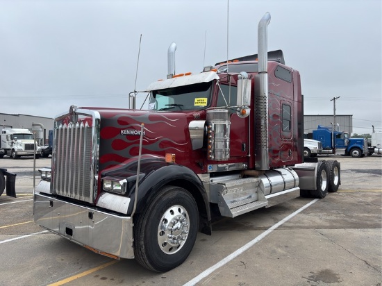 2018  KENWORTH  W900  T/A SLEEPER