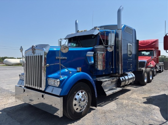 2018  KENWORTH   W900  T/A SLEEPER