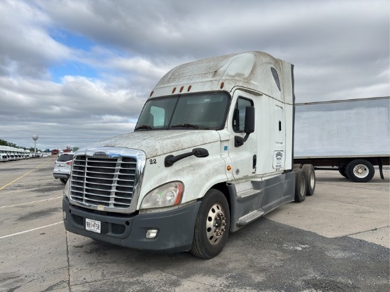 2016  FREIGHTLINER  CASCADIA   T/A SLEEPER