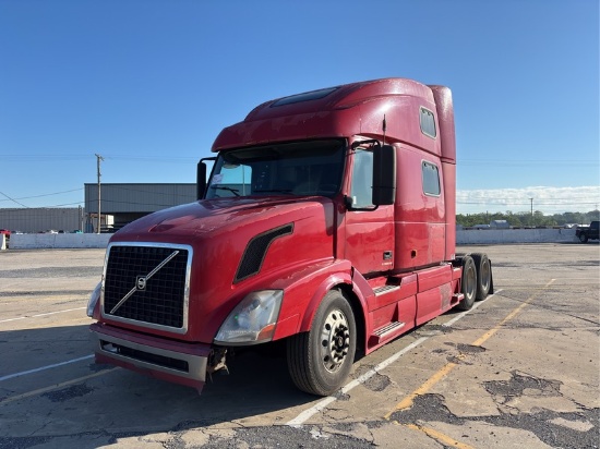 2007  VOLVO  T/A SLEEPER