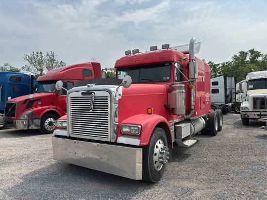 2003  FREIGHTLINER  FLD132  T/A SLEEPER