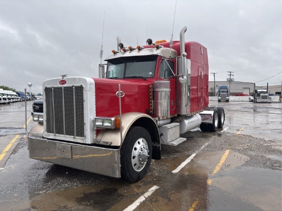 2001  PETERBILT  379 EXHD  T/A SLEEPER