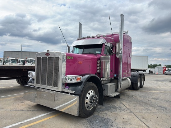 2000  PETERBILT  379  T/A SLEEPER