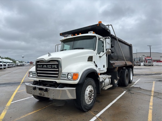 2007  MACK  CV713  TRI AXLE DUMP TRUCK
