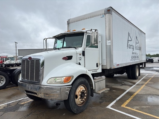 2005  PETERBILT  335  BOX TRUCK