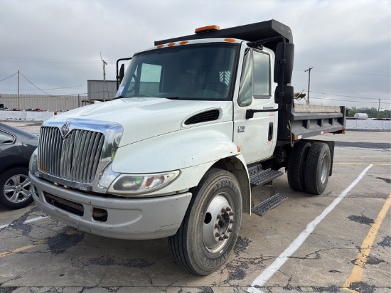 2007  INTERNATIONAL  4200  S/A DUMP TRUCK