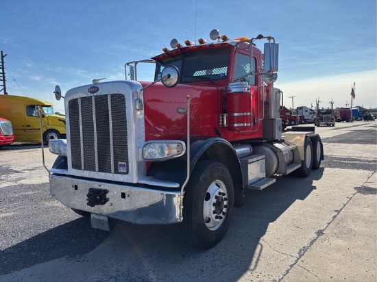 2015  PETERBILT  389  T/A DAYCAB