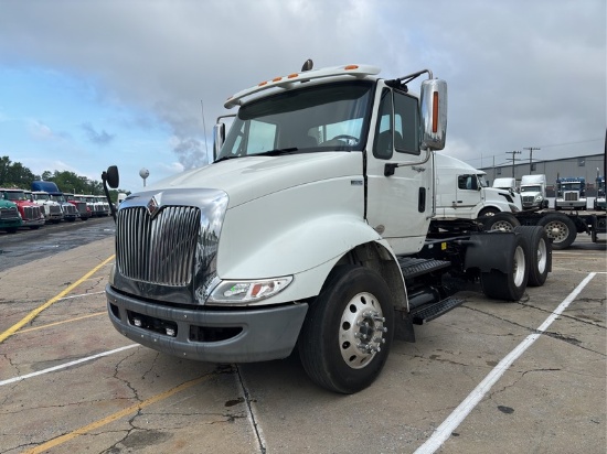 2013  INTERNATIONAL  T/A DAYCAB