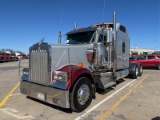 2007  KENWORTH  W900  T/A SLEEPER