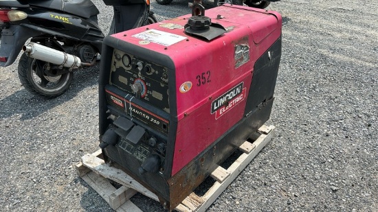 LINCOLN  RANGER 250G   WELDER