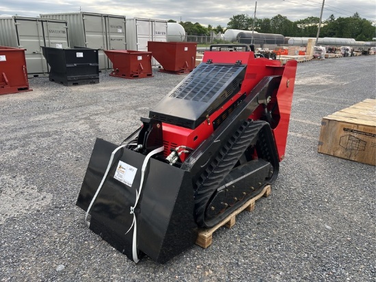 MINI COMPACT TRACK LOADER