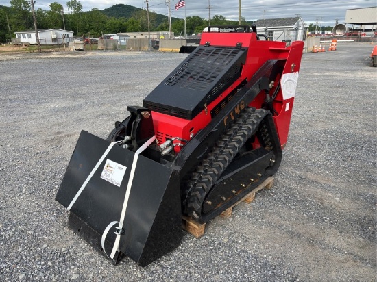 MINI COMPACT TRACK LOADER