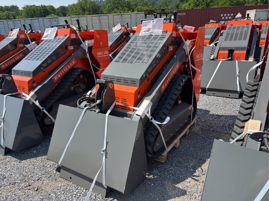 HURRICANE   HRC700  MINI COMPACT TRACK LOADER