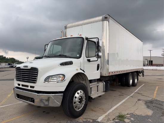2019 Freightliner M2106 Box Truck