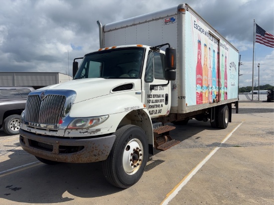 2009 International 4400 Sba Box Truck