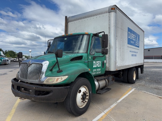 2009 International Durastar Box Truck