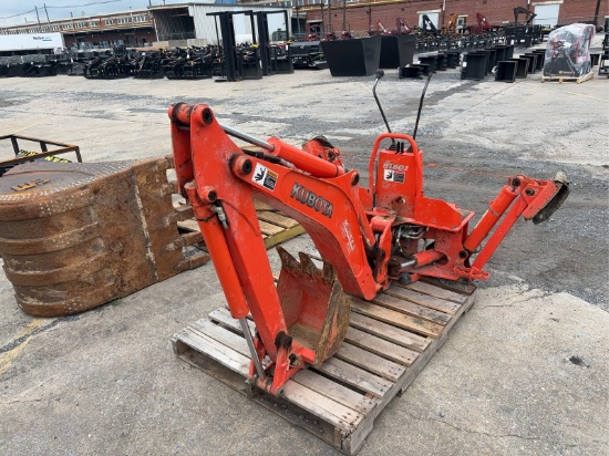 Kubota Bt601 Bucket Loader Attachment