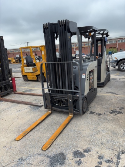 2009 Crown Rc5545-40 Forklift