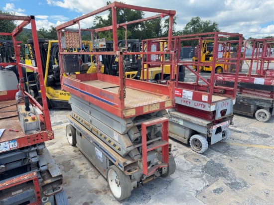 Skyjack Sj3-3225 Scissor Lift