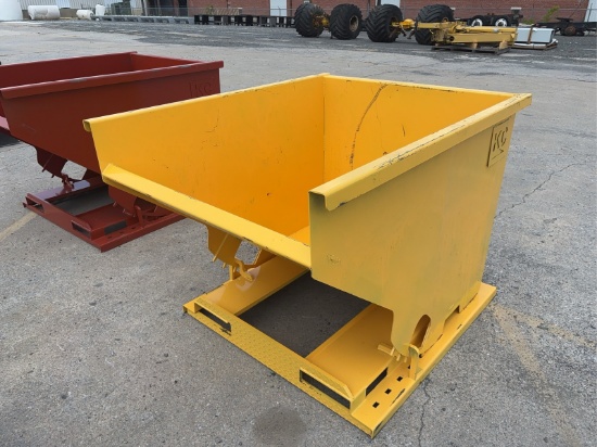 2.0 Cy Self Dumping Hopper Forklift Attachment