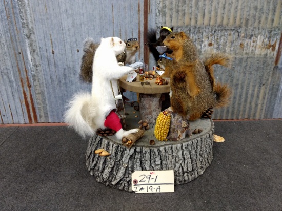 Squirrels Playing Poker!