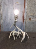 Whitetail Antler Table Lamp Works As It Should 24