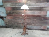 Moose & Elk Antler Floor Lamp Nicely Constructed