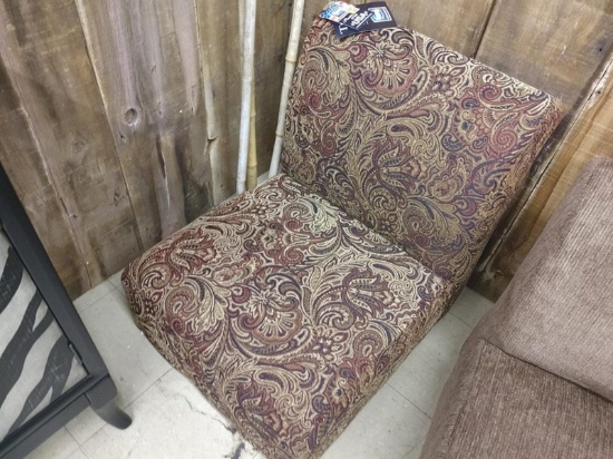 Brand New Simmons Paisley Pattern Occasional Child's Chair