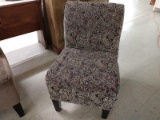 New Simmons Paisley Pattern Occasional Chair
