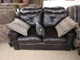 Brand New Simmons Leather Love Seat With Accent Pillow